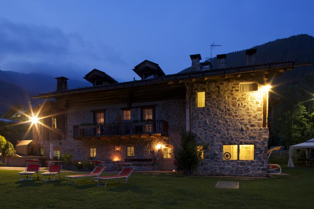 Maso Franceschella Bed and Breakfast Carano  Εξωτερικό φωτογραφία