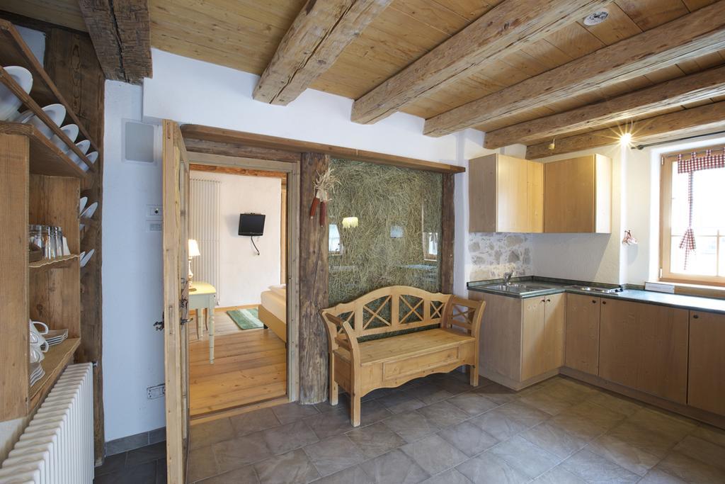 Maso Franceschella Bed and Breakfast Carano  Εξωτερικό φωτογραφία
