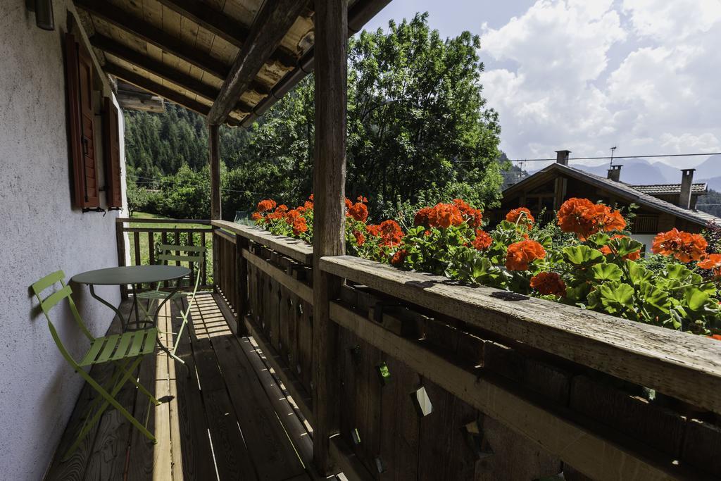Maso Franceschella Bed and Breakfast Carano  Εξωτερικό φωτογραφία